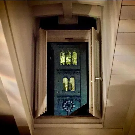 Vanessa's Art Rooftop Lejlighed