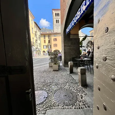 Vanessa's Art Rooftop